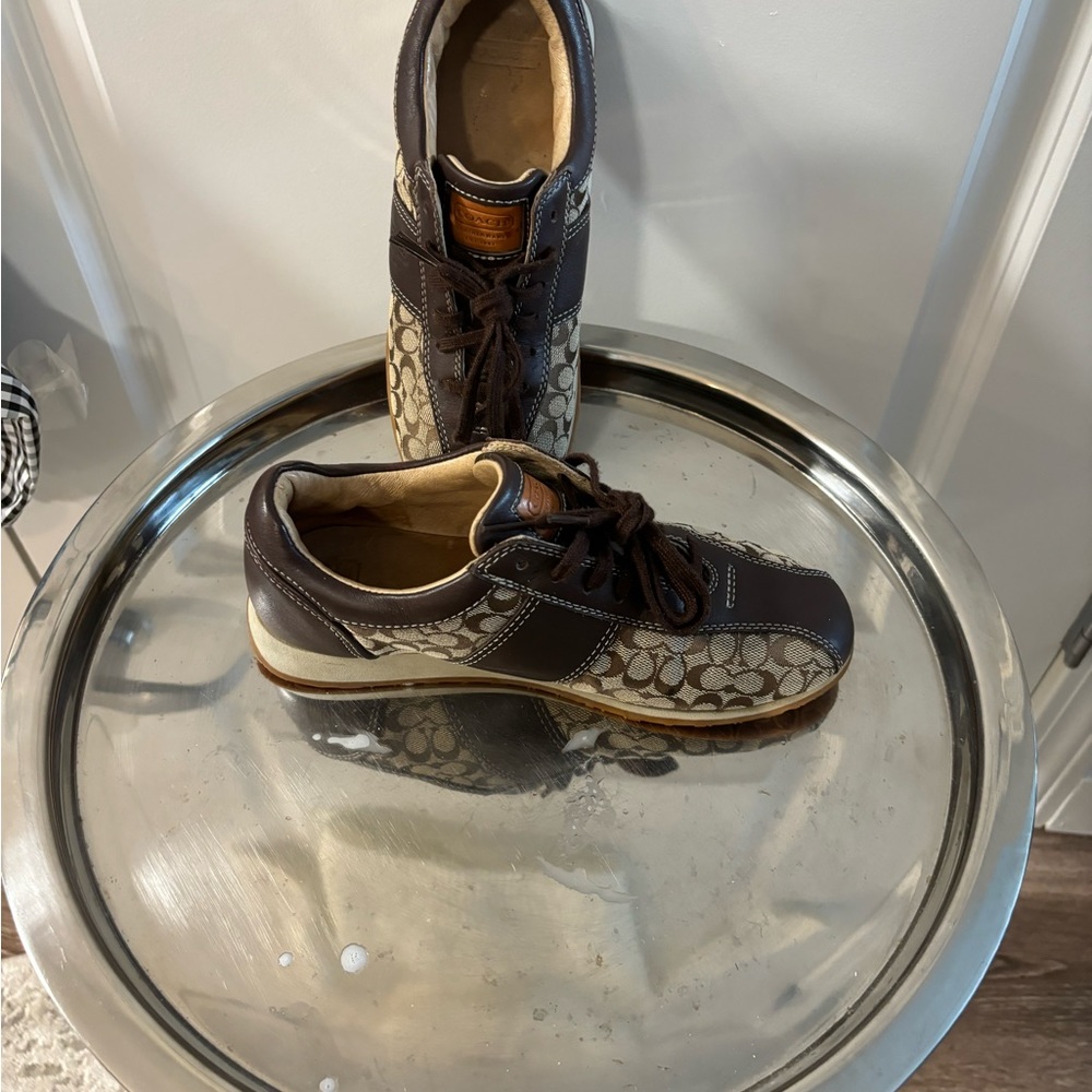 Shoes - Picture 2 of 2